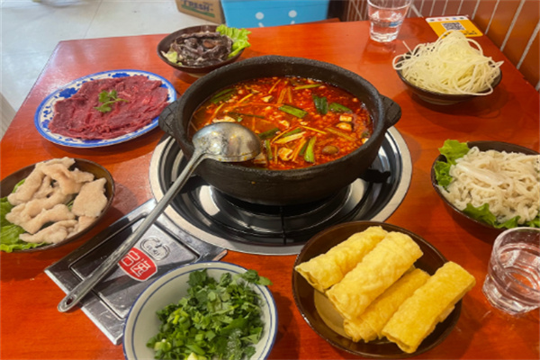 黔味小火锅