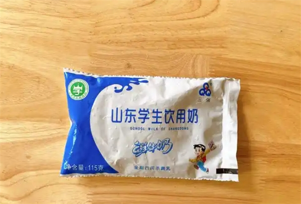 三强牛奶加盟要多少钱？详解加盟费用及投资回报