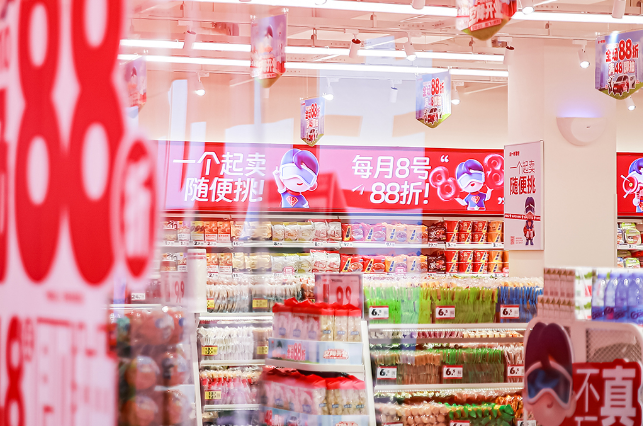 加盟赵一鸣零食店真实经历？一个创业机会的深度解析