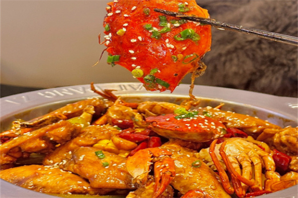 咕嘟壳肉蟹煲