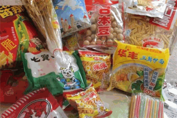 零食小镇加盟电话是多少?探寻休闲食品加盟新机遇