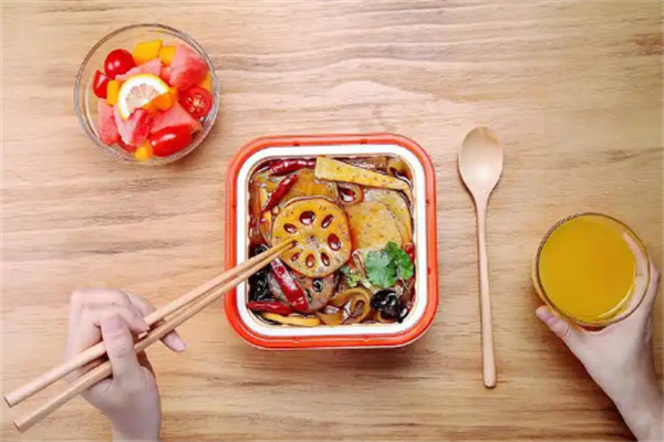 韩道香自热食品