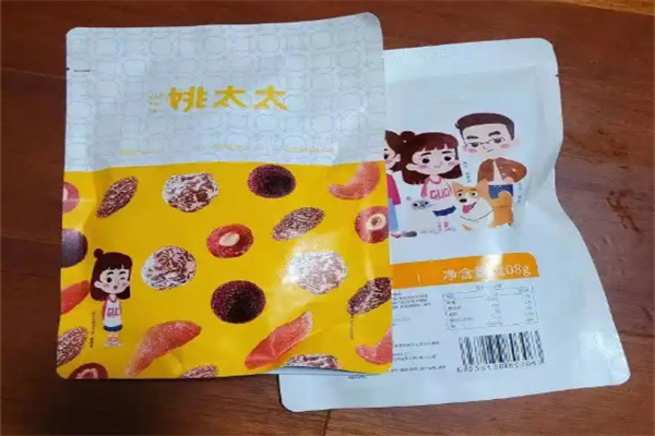 姚太太零食店