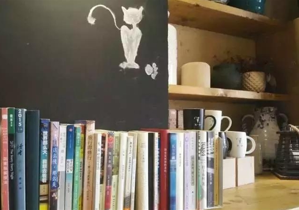 猫恩奶茶小铺