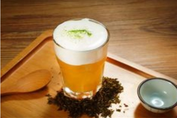 加盟爱欢茶奶茶店赚钱吗？深度分析奶茶行业的投资回报