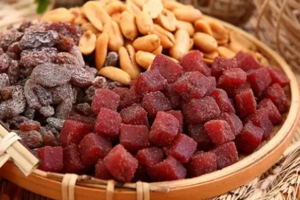 拾粹零食加盟费多少钱?费用相对合理，投资轻松开店