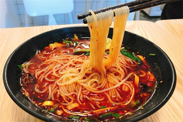 乔姗姗米线