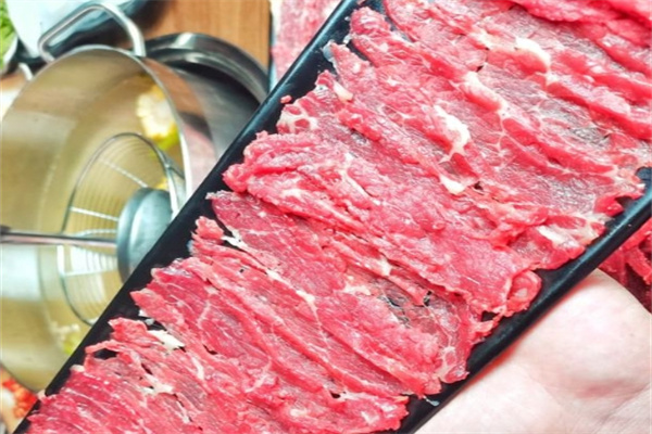 鲜切牛肉火锅