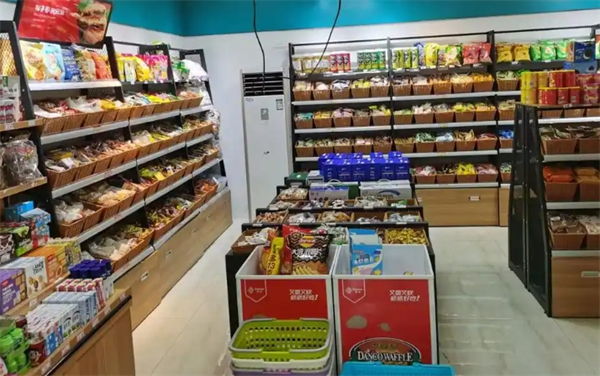 懒货零食店