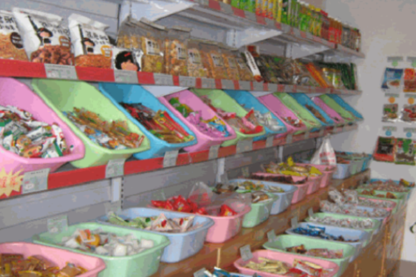 果果零食加盟店多少?易操作,加盟者轻松快乐赚钱