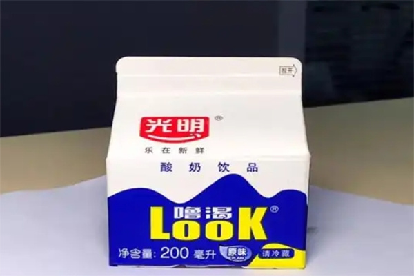 光明酸奶