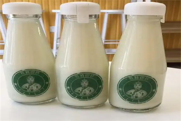 牧特巴氏鲜奶吧