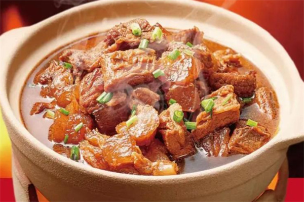 铁锅炖牛排