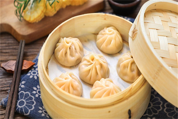 驴火灌汤包
