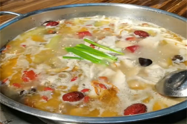 兔肉汤锅