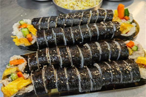 手里有粮包饭