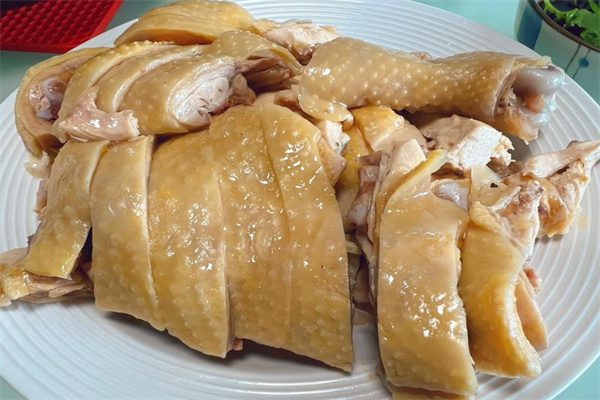 汤团白斩鸡