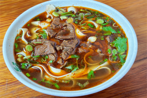 外婆香牛肉拉面