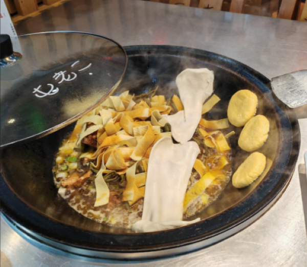 屯老二铁锅炖加盟费多少钱 屯老二铁锅炖加盟费多少钱