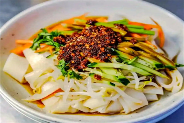 中华美食园擀面皮