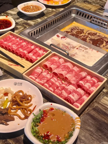 冠菌自助火锅加盟费多少钱