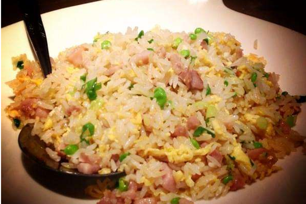 一粒米炒饭加盟
