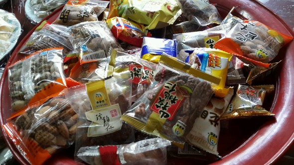 百草味零食