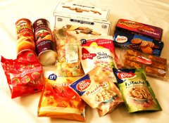 我国休闲食品市场规模增速十分明显