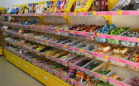高粱地休闲食品中型店