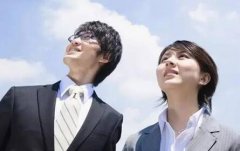 良品铺子优化职级体系 专员也可以当部门长