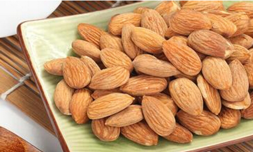 乐大嘴零食公园巴旦木